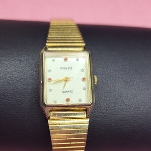 Women's Gold Quartz Watch